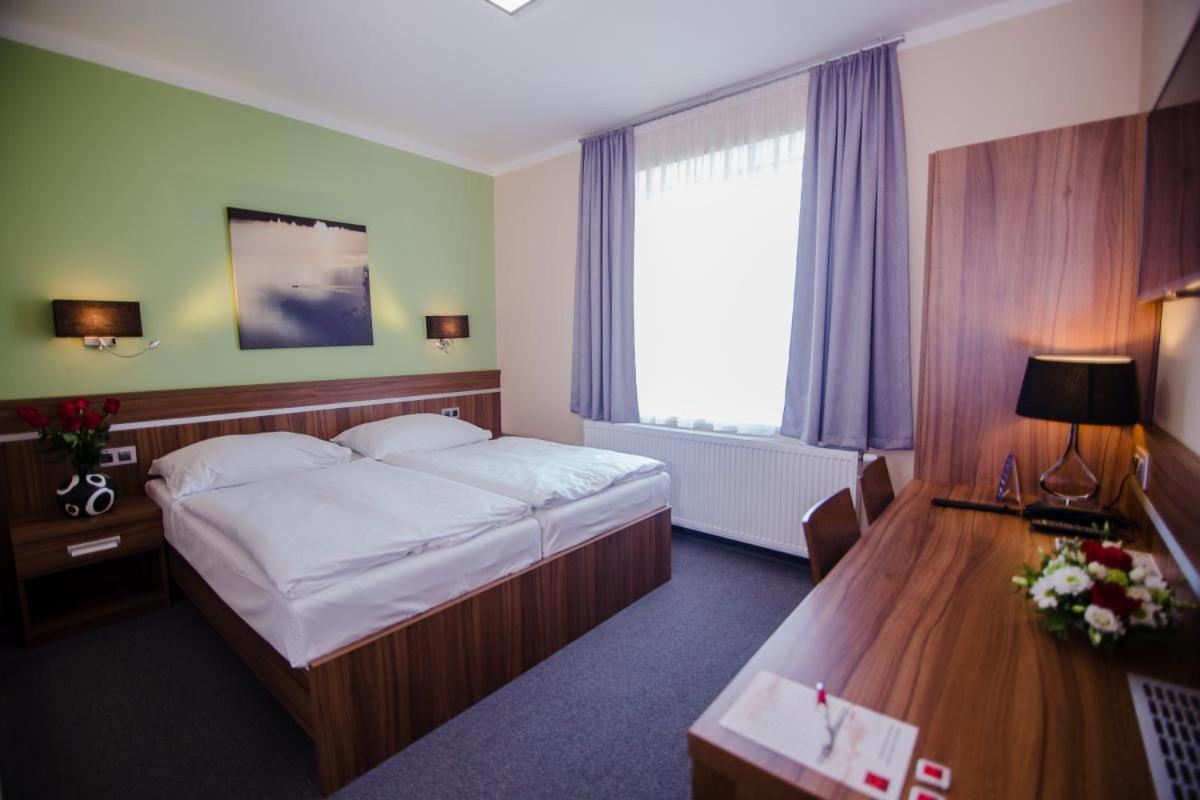 Hotel Jezerka Сеч Экстерьер фото